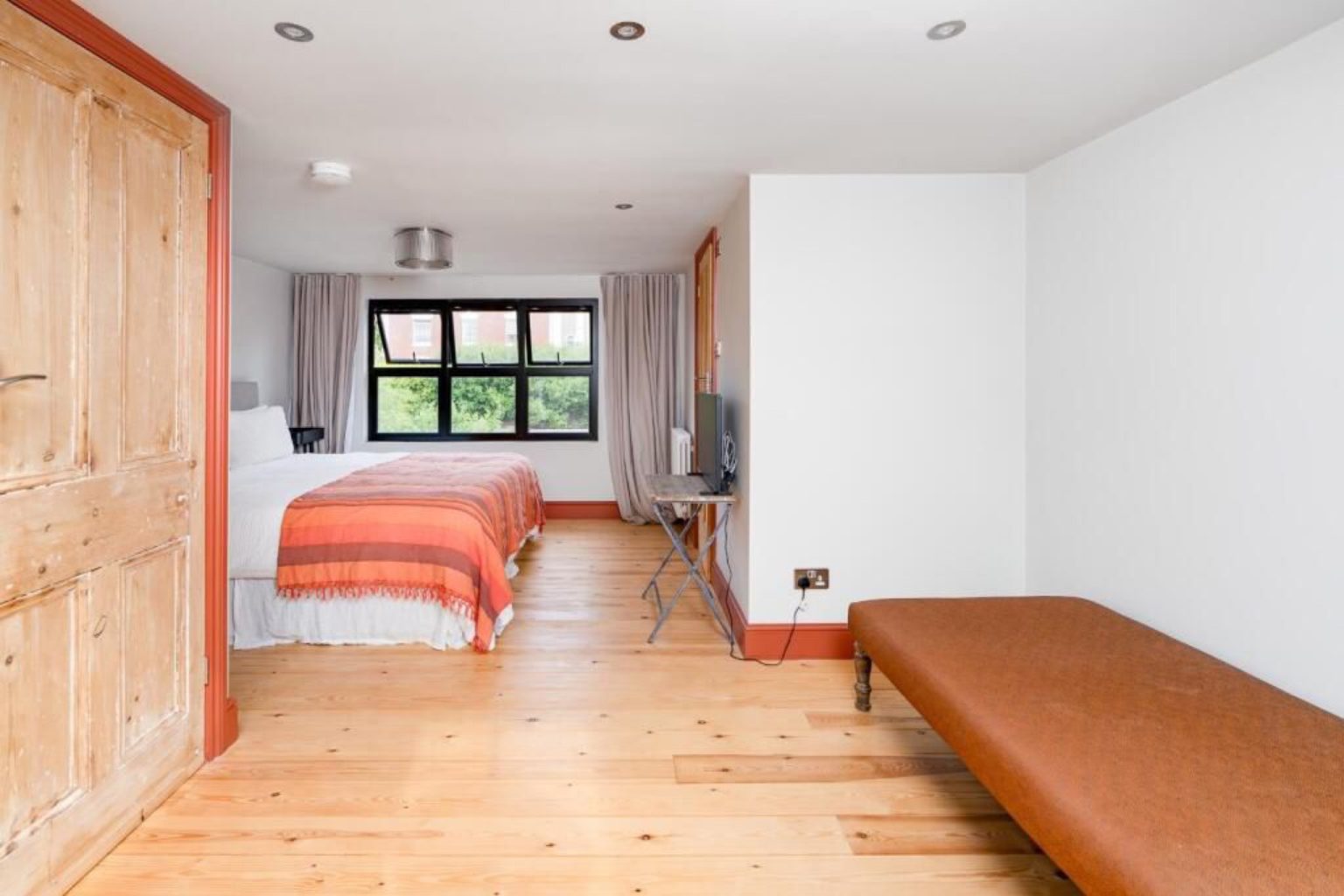 Full-width dormer loft conversion, Montpellier