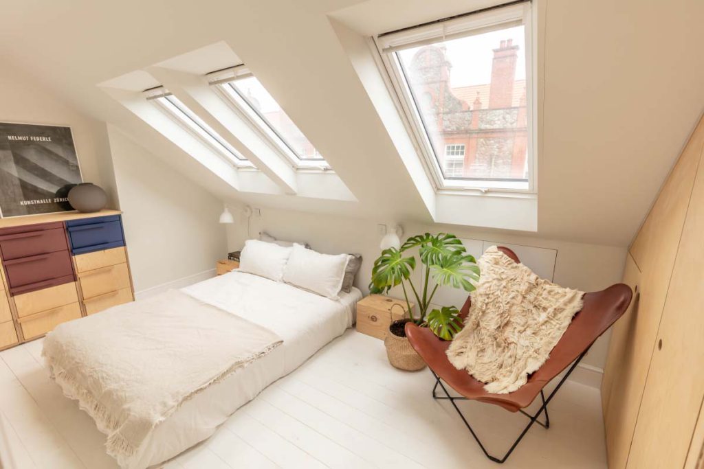 Skylight loft conversion, Montpellier
